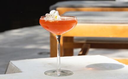10 cocteles para brindar este 10 de mayo