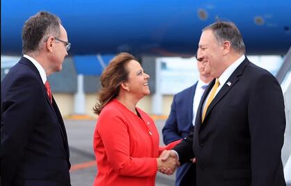 Llega Mike Pompeo a México; revisará tema migratorio con Ebrard