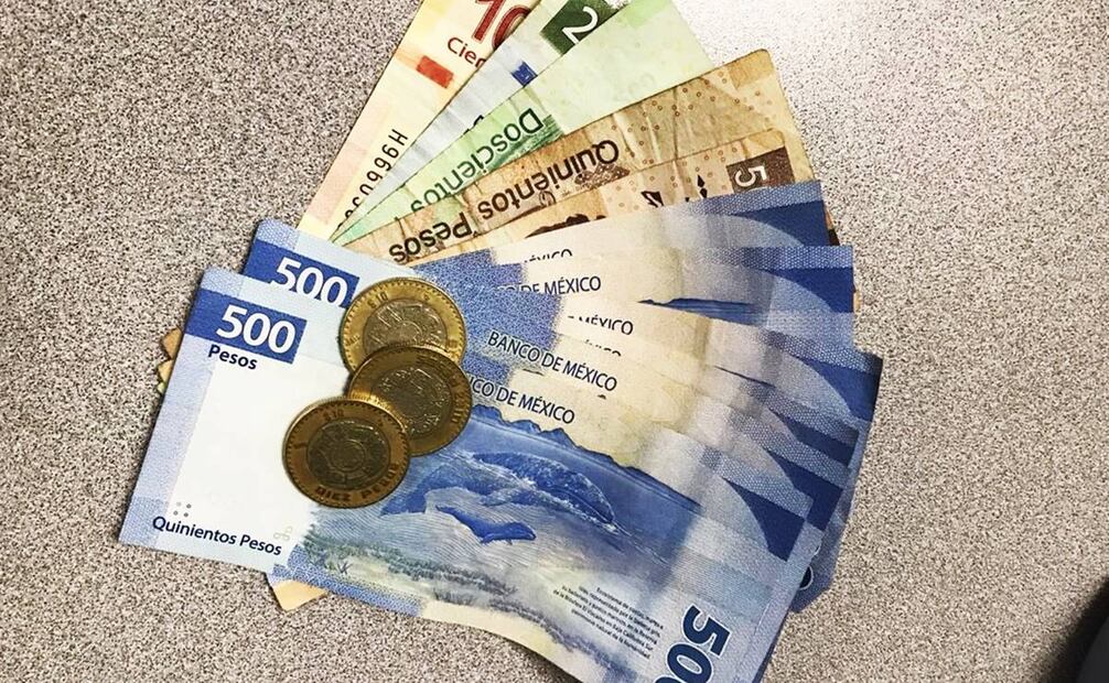 Dinero en efectivo. Foto: Archivo EL UNIVERSAL