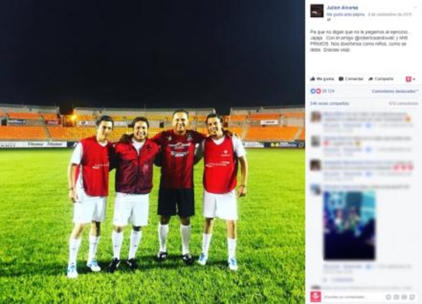 Julión Álvarez y su pasión por el futbol