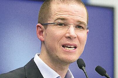 Pide el PAN debates obligatorios entre líderes