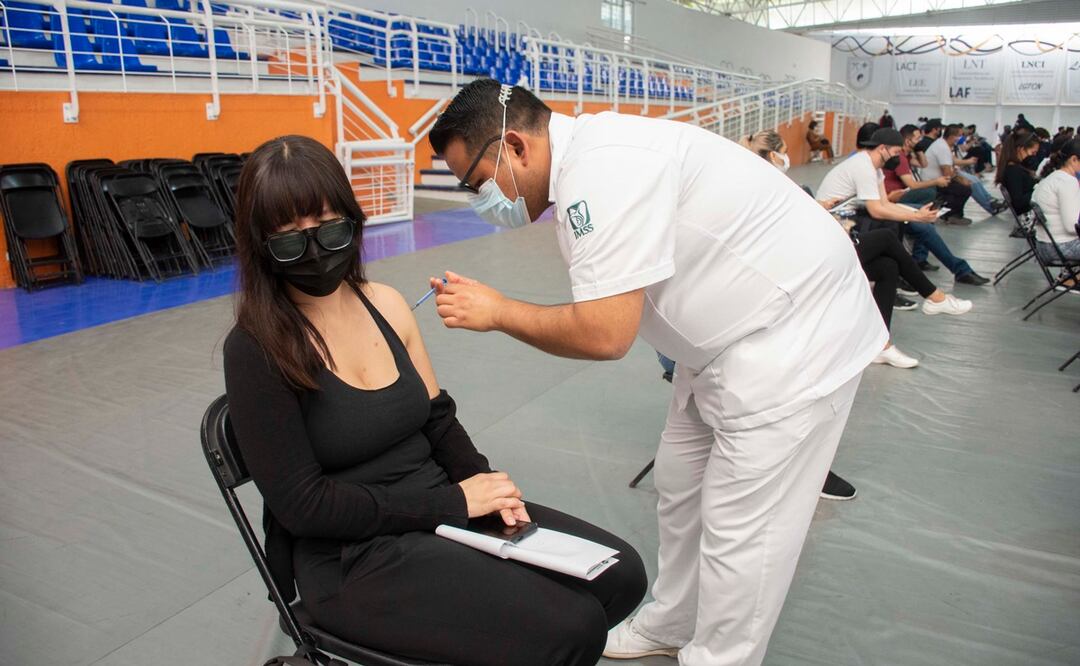 Denuncia PAN "dictadura sanitaria" en proceso de vacunación