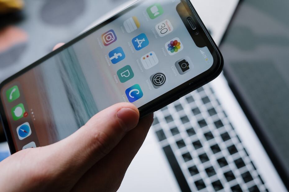 Ten tu pase a la mano, evita el caos y pasa directo al avión. Foto: Pexels
