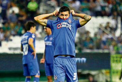 Orbelín uno más al Hospital llamado Cruz Azul