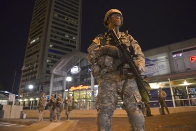 Baltimore: Extienden toque de queda hasta el fin de semana