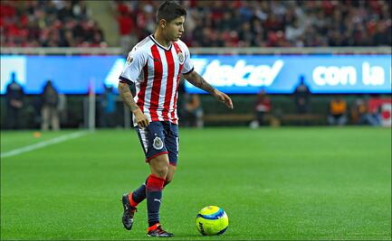 ‘Chofis’ López renueva con las Chivas