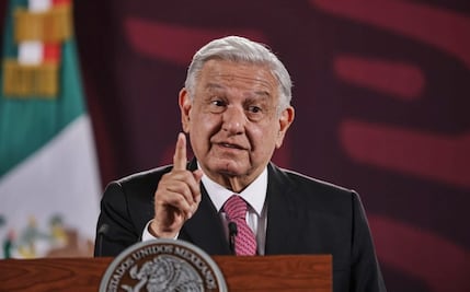 “No me estoy chupando el dedo”: AMLO sobre señalamientos de abogados de los padres de los 43 normalistas de Ayotzinapa