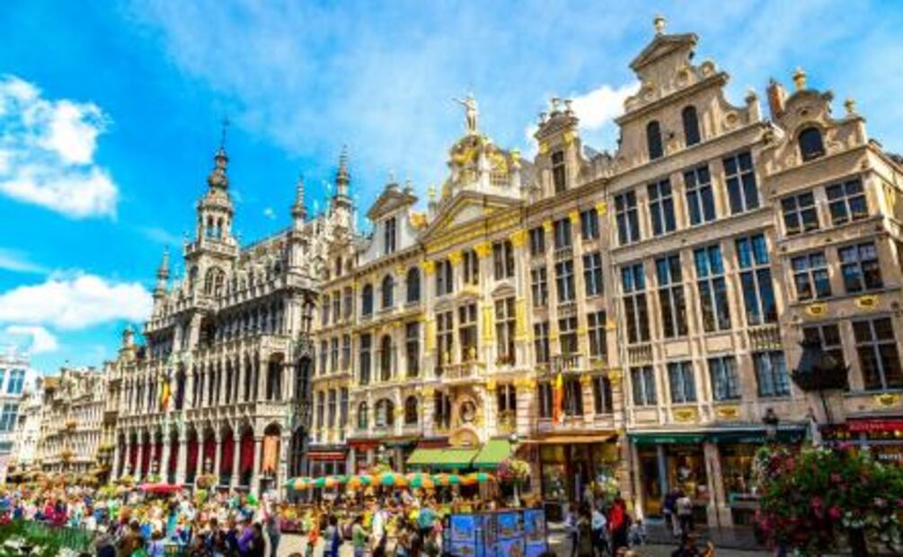 “Los Pitufos” al rescate de Bruselas