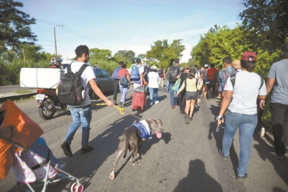 Avanza sin freno cuarta caravana de migrantes