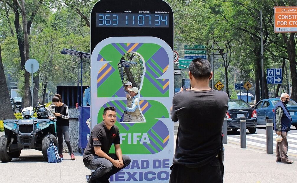 El reloj marca la cuenta regresiva para el Mundial. Foto: Fernanda Zamora / EL UNIVERSAL