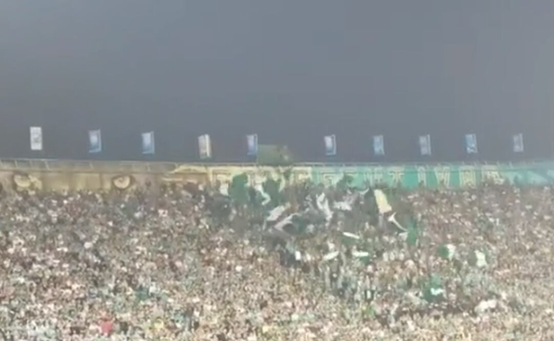 Humo en partido de León contra Cruz Azul - Foto: Especial