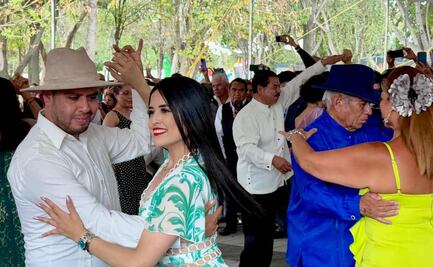 Más de 2 mil 600 personas bailan danzón en la Alameda Sur; asistentes disfrutan más de nueve horas continuas