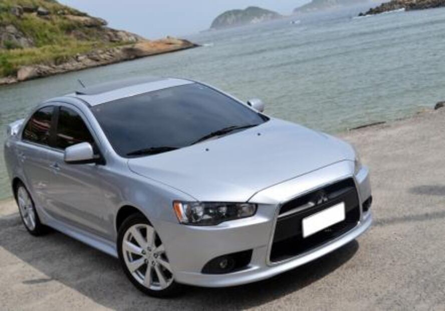 Autos que parecen rápidos, pero en realidad no lo son