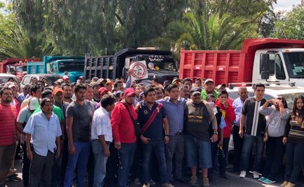 Se dividen sindicatos de transportistas en Oaxaca