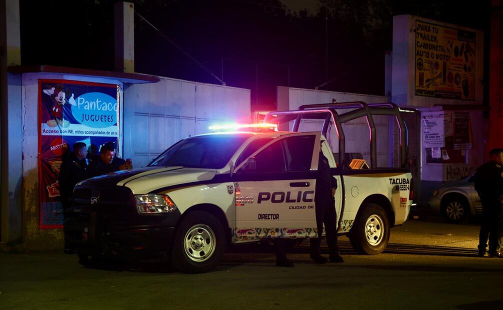 Hombre muere tras agresión con arma de fuego en la alcaldía Azcapotzalco; autoridades realizan diligencias.
Foto: Valente Rosas