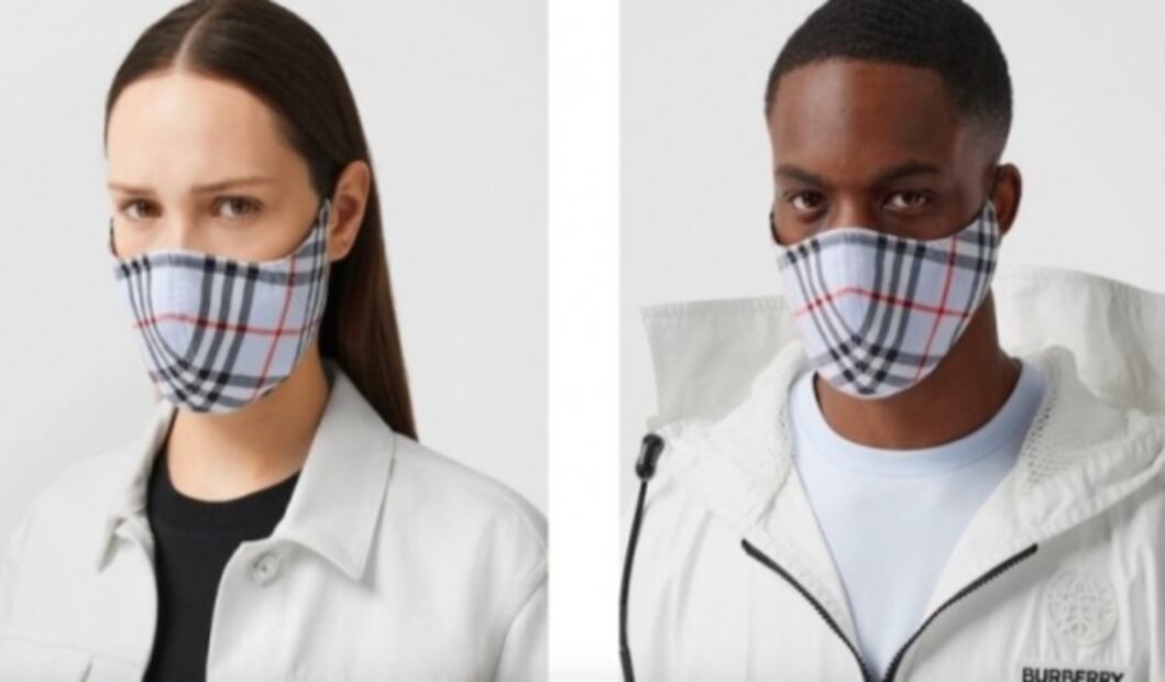 Burberry lanza el cubrebocas que Cher Horowitz de Clueless usaría