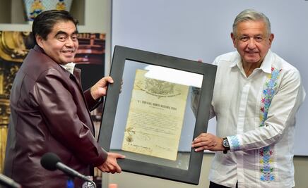 AMLO y Miguel Barbosa evalúan programas para el Bienestar en Puebla