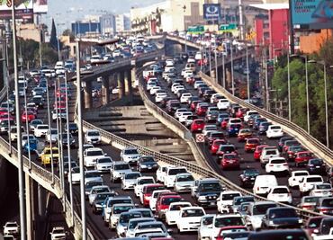 Robo de camiones y motos, en su peor rango desde 2019; Versa deja de ser el auto más robado en México: AMIS