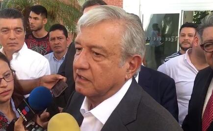 Llegan embajadores y cónsules a reunión con AMLO