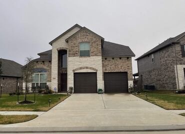 Hija de Esquer, secretario de AMLO, estrena casa en Houston de más de 400 mil dólares