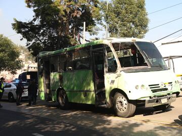 Tras volcadura en la México-Cuernavaca, Semovi revoca concesión a camión de pasajeros; confirman 32 lesionados