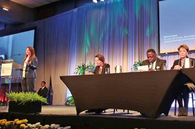 Mueren 860 mujeres al año por embarazos