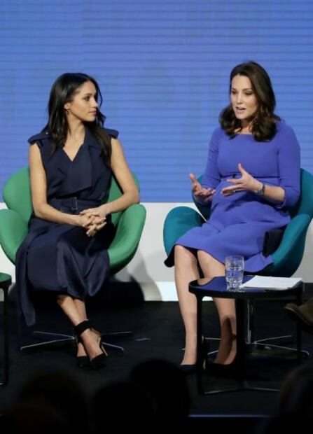 Meghan Markle y Kate Middleton apuestan por el azul y arrasan el Internet