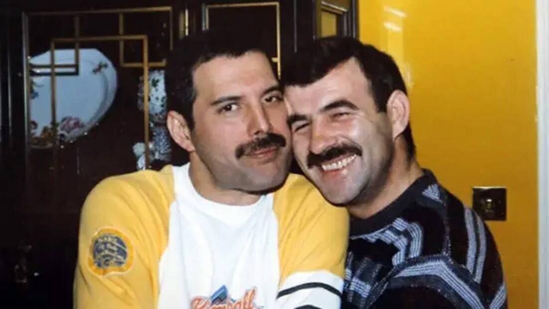 Jim Hutton, un barbero y carpintero irlandés, fue pareja de Freddie Mercury desde 1985 hasta sus últimos momentos. ESPECIAL.