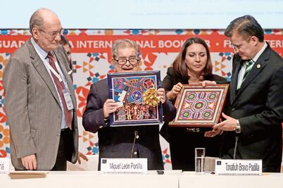 “Todavía no somos tierra de lectores”: Miguel León-Portilla