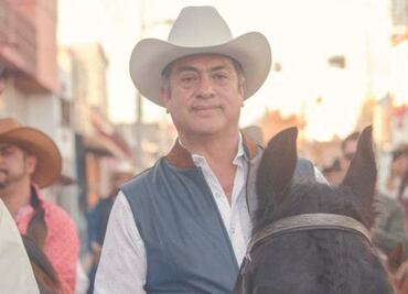 Democracia le juega broma a "El Bronco"
