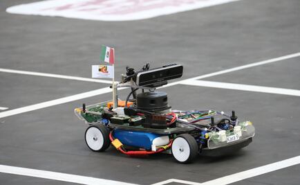 Triunfan jóvenes de Coahuila en rally de vehículos autónomos   