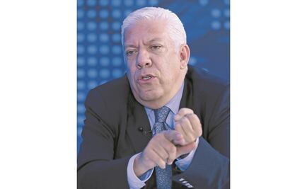 Abogado: Elba Esther no es corrupta ni usó recursos indebidamente