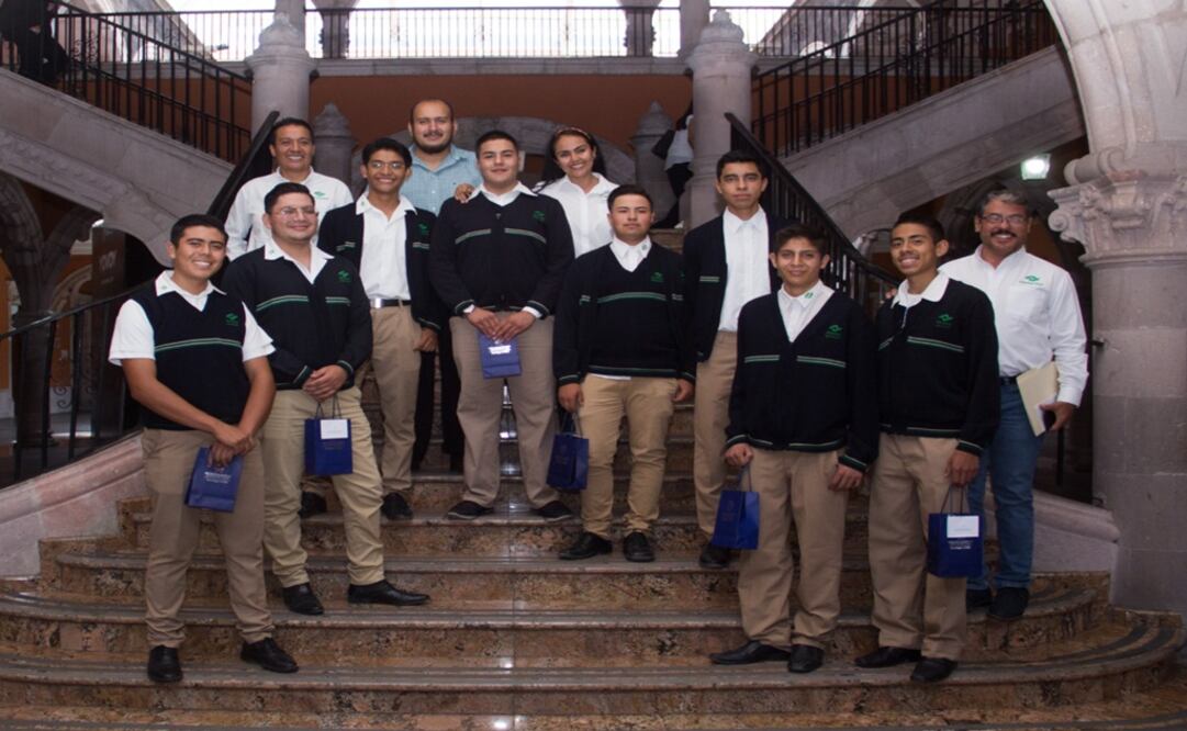 Mexican students from CONALEP who will visit NASA - Photo: Taken from Gobierno de Aguascalientes FACEBOOK