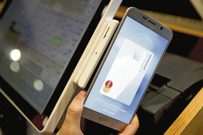 50% de adultos, con servicios financieros 