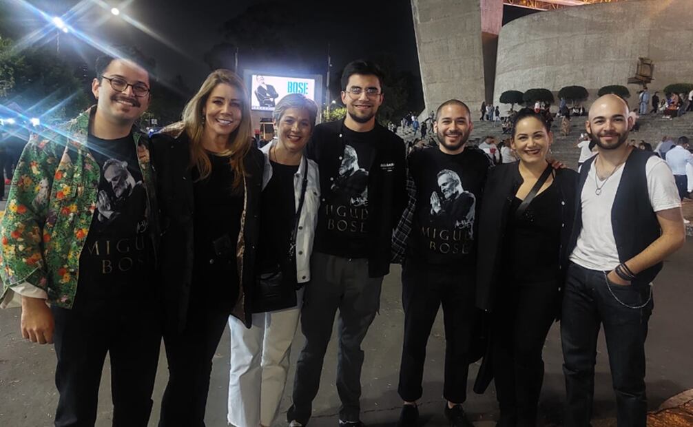 Fanáticos se reúnen en el Auditorio Nacional. Foto: Sughey Baños/EL UNIVERSAL.