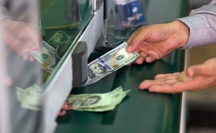 Dólar cierra en $17.50 a la venta