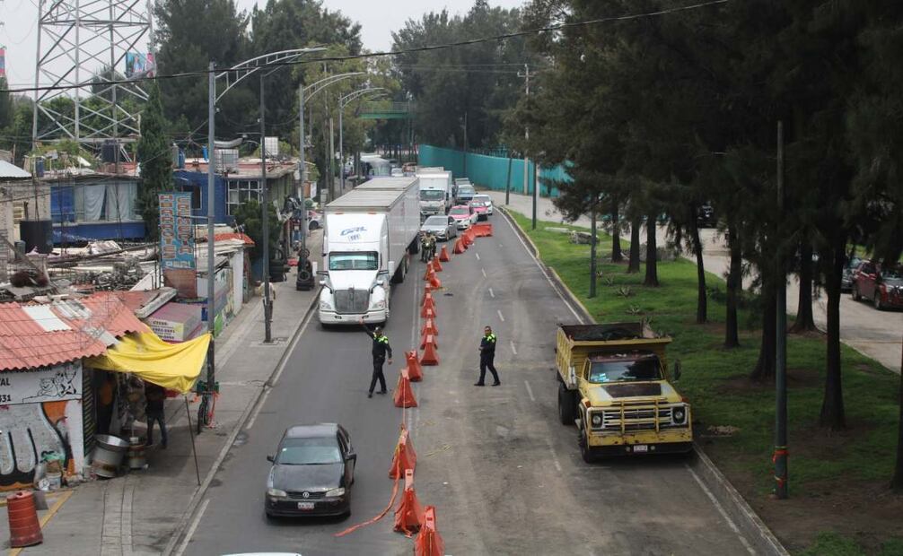 Concluye reparación de socavón en Anillo Periférico (08/09/2025). Foto: Darío Luna / EL UNIVERSAL