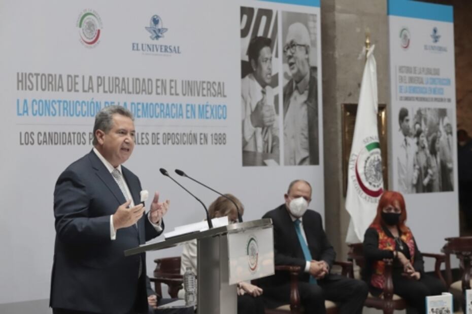 Presentan libro sobre la historia de la pluralidad en EL UNIVERSAL