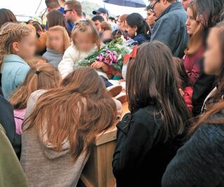 Dicen adiós a Rhonita y a cuatro de sus hijos  