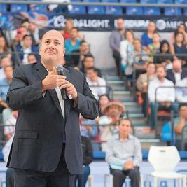 Presenta Alfaro plan para refundar sistema educativo