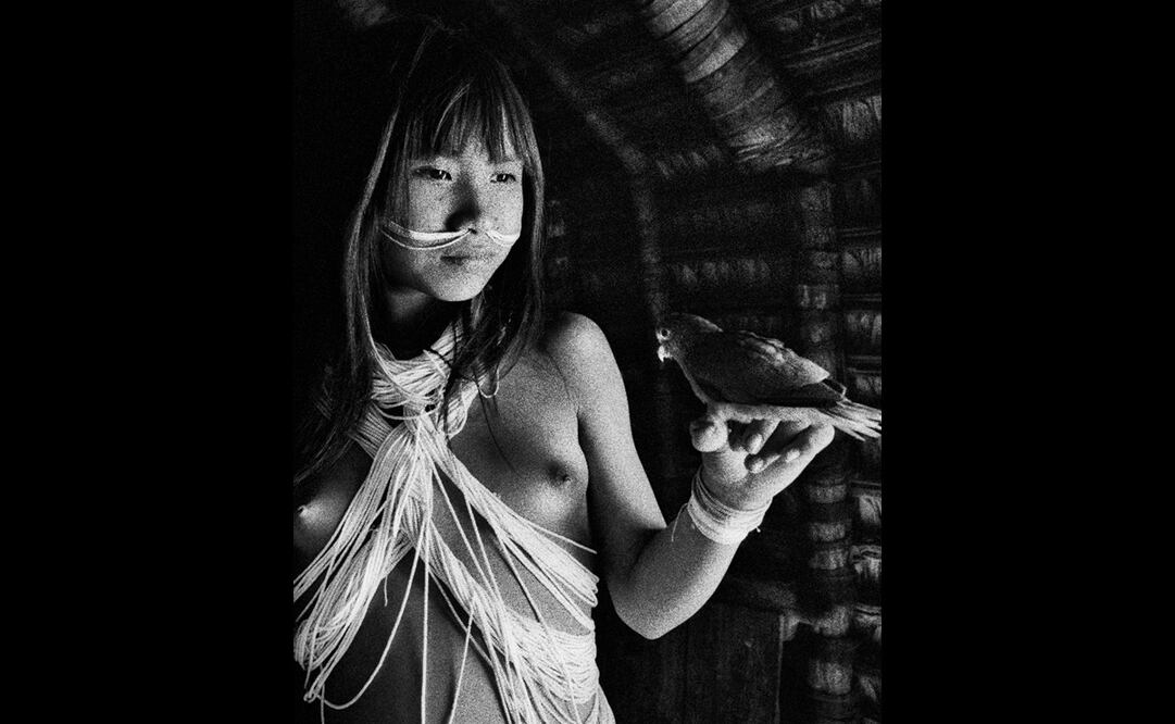 Ino Tamashavo, una joven de la comunidad Marubo. Foto: ©Sebastião Salgado