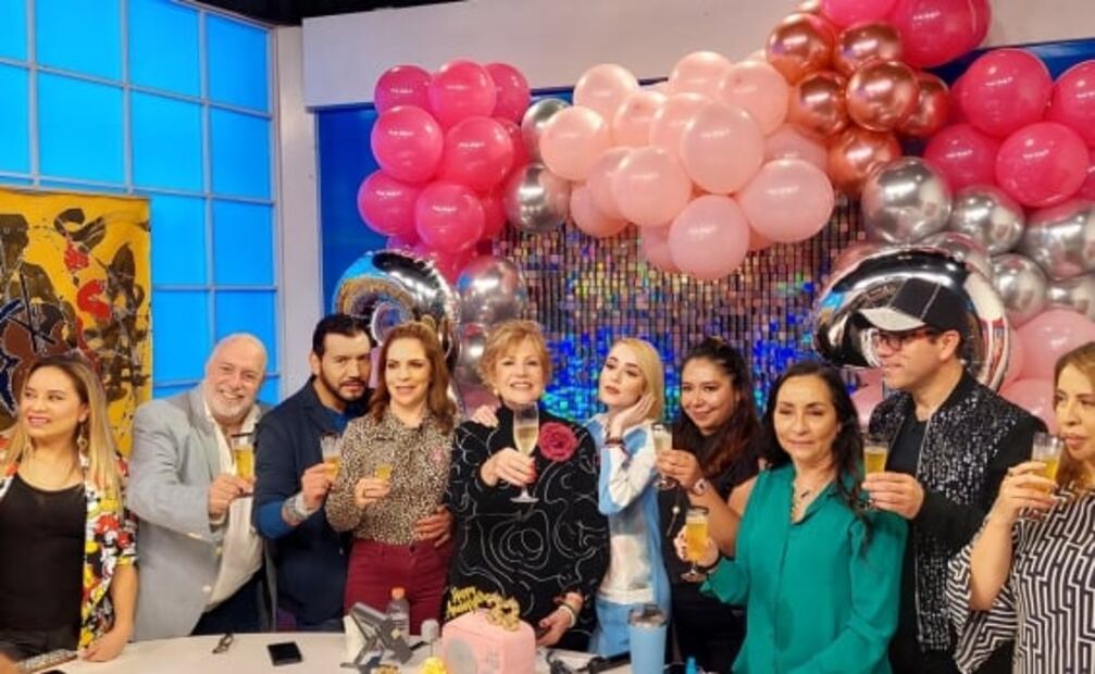 Maxine Woodside celebra 33 años de su programa “Todo para la mujer”
