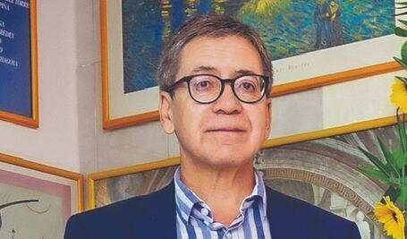 Armando González Torres viaja por la literatura utópica