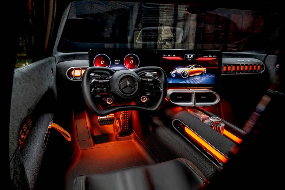 Mercedes promete una carga súper rápida con una batería inspirada en la Fórmula 1. Foto: Mercedes.