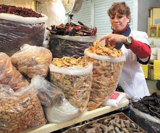 Piden medirse en consumo de calorías y grasas