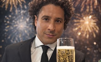 Tunden a Guillermo Ochoa por fotografía al celebrar la llegada del 2026: "Esperamos que ya te retires"