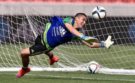 Paul Aguilar, cuarta baja del Tri