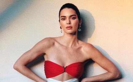 Kendall Jenner impone tendencia al lucir chanclas con plataforma
