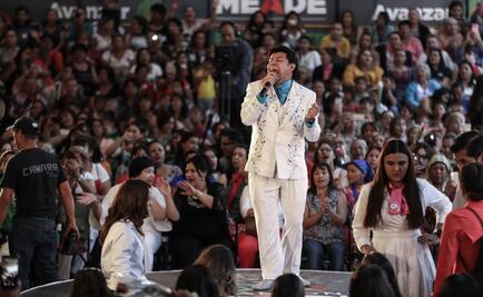 Festeja Meade a mamás con imitador de "Juanga"