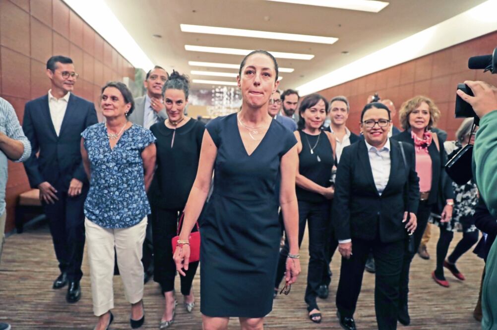 La jefa de Gobierno electa, Claudia Sheinbaum Pardo, dijo que antes de definir los cargos habrá mucho trabajo previo a la toma de protesta el 5 de diciembre próximo (ARCHIVO EL UNIVERSAL)
